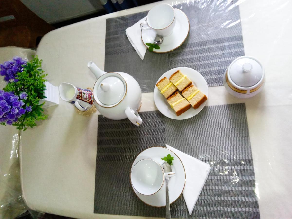 Lavendra Guset House Hotel Nallathanniya Екстериор снимка